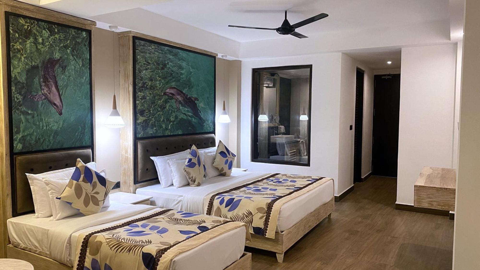 Emerald Bay Resort มิริสซา ภายนอก รูปภาพ