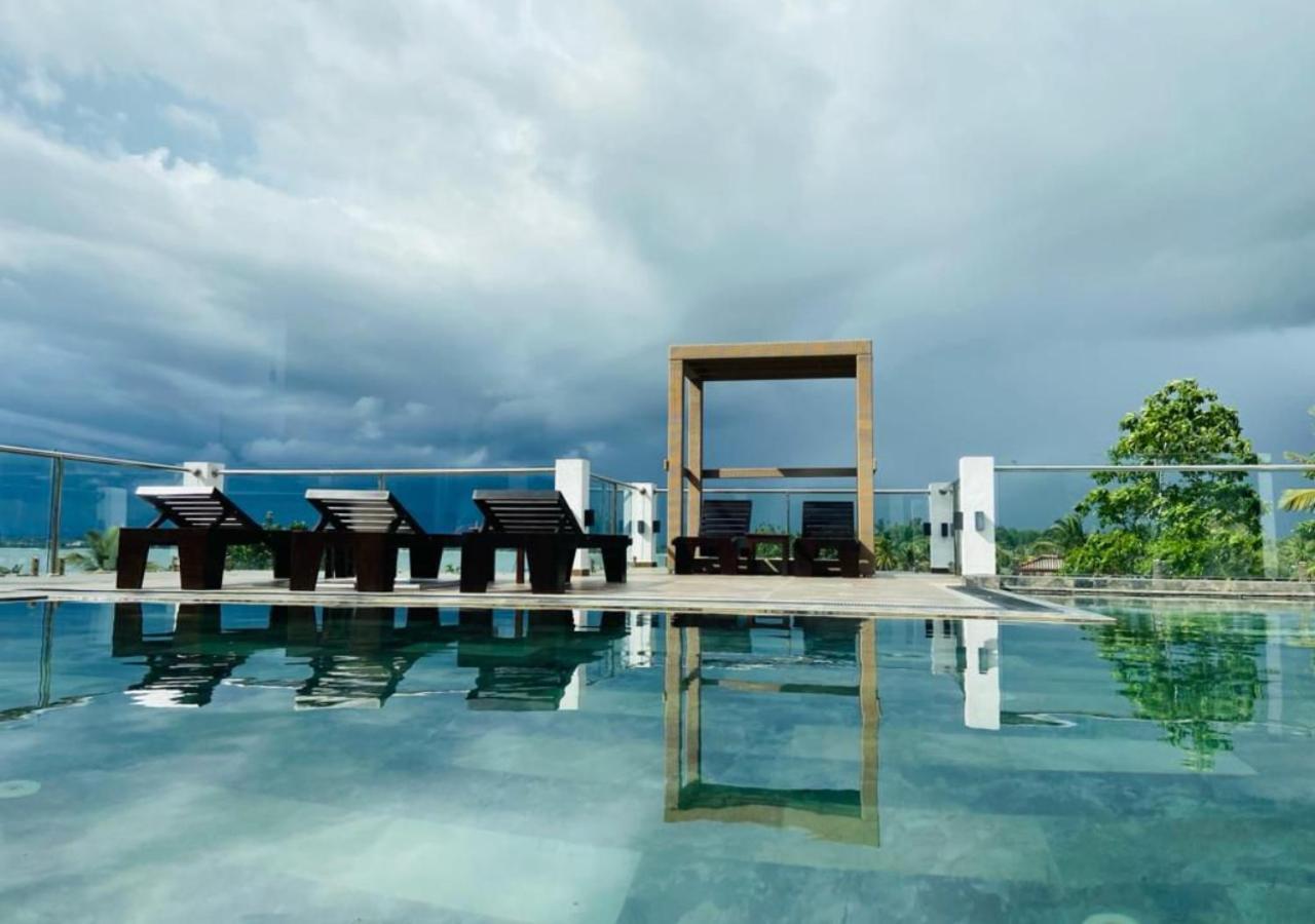 Emerald Bay Resort มิริสซา ภายนอก รูปภาพ