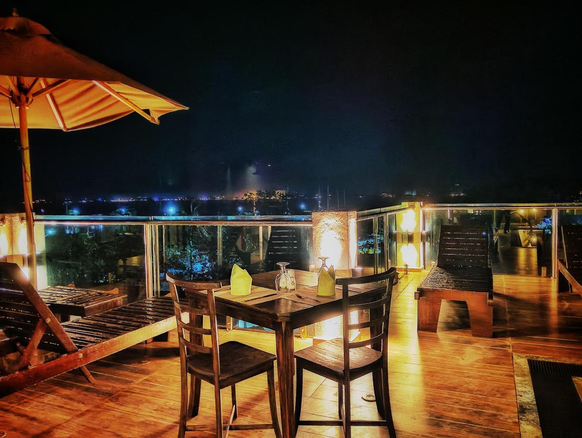 Emerald Bay Resort มิริสซา ภายนอก รูปภาพ